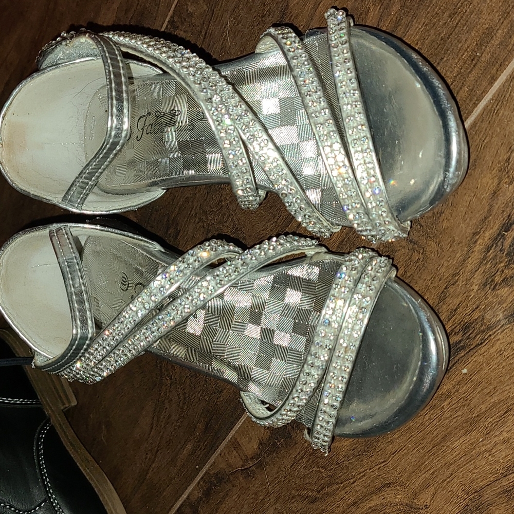 Little girls silver Fabulous dress shoes